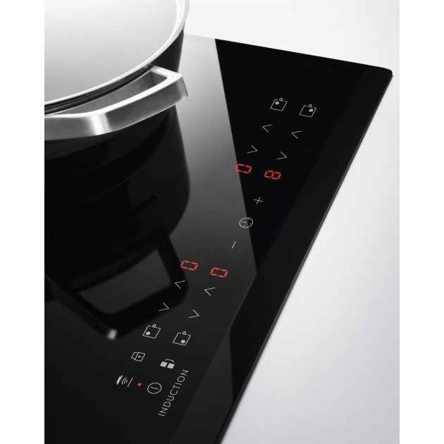 Индукционен плот Electrolux LIT60336C